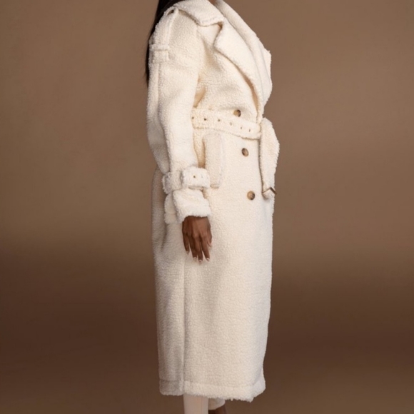 Jlux Ivory Roxanna Coat - Picture 4 of 5